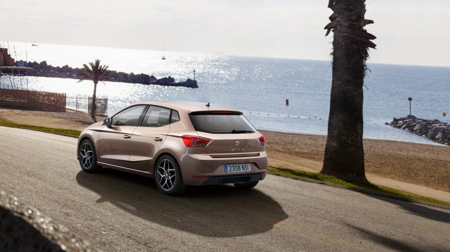  Seat Ibiza 2017 года  (WW) (фото 7 из 40)